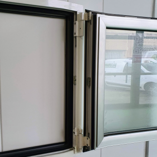 Cerradero presión oculto para aluminio