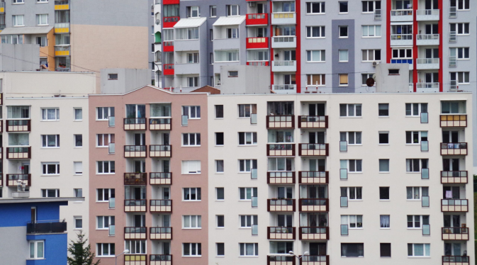 Orientación, aislamiento, altura, ventanas… ¿Está tu vivienda adaptada al calor?